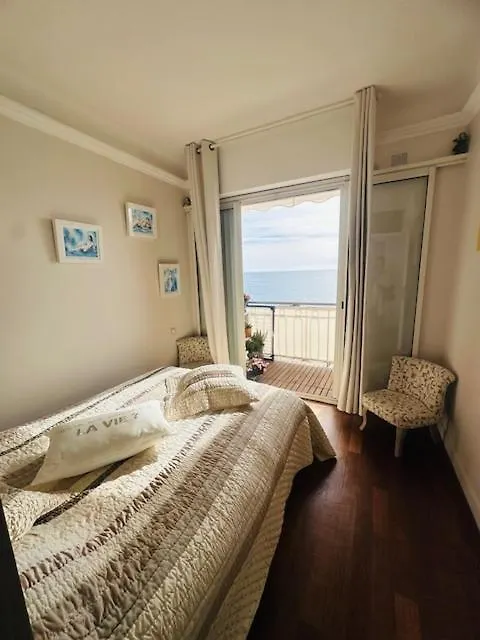 Appartement Face Mer Proche Palais Cannes